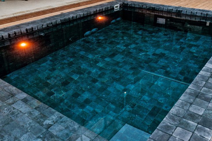 Tendências em Projetos de Piscina para 2025
