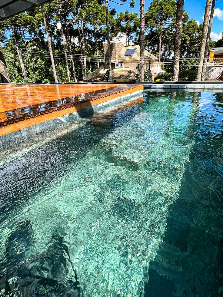 Tendências em Projetos de Piscina para 2025