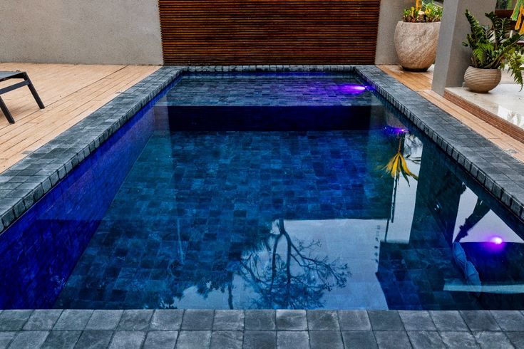 Tendências em Projetos de Piscina para 2025